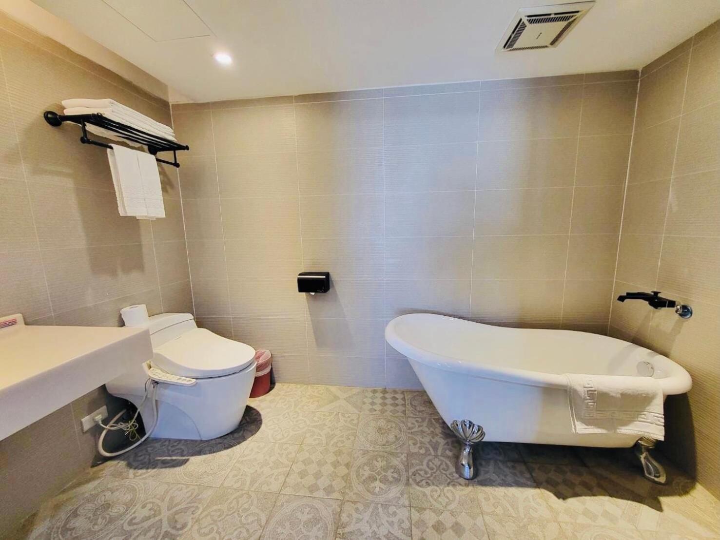 Taichung Enrichlife Hotel Extérieur photo